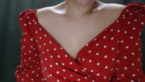 monika online show from 4, 4, 2026