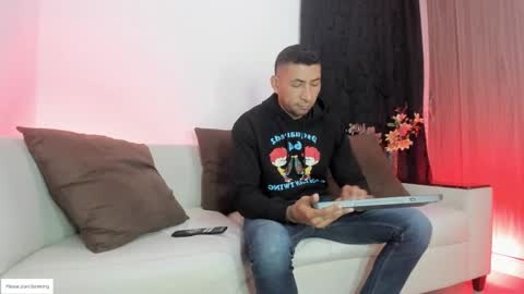 Snapshot of morganandmegan01 chatting on 24, 2, 2026 online show from 24, 2, 2026