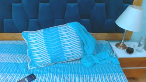 morrigan_luxus online show from 4, 1, 2025