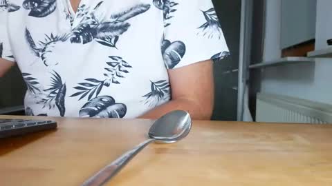 Morris online show from 18, 11, 2025