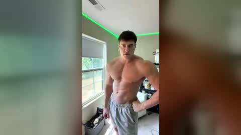 mostmuscularr online show from 26, 7, 2026