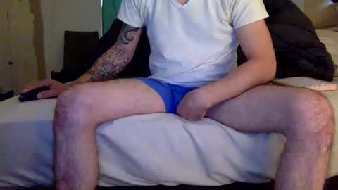 Snapshot of mouthhugmycock chatting on 23, 10, 2025 mouthhugmycock online show from 23, 10, 2025