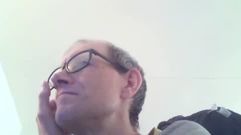 Snapshot of moviem1978 chatting on 9, 6, 2026 Frederik online show from 9, 6, 2026