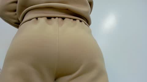 Snapshot of moxa_hot chatting on 30, 12, 2024 moxa hot online show from 30, 12, 2024