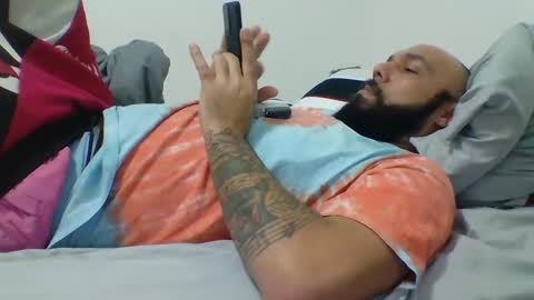 Mr8 online show from 7, 1, 2025