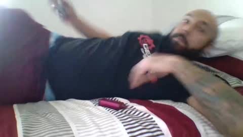 Mr8 online show from 9, 1, 2025