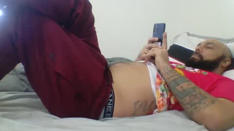 Mr8 online show from 26, 1, 2025