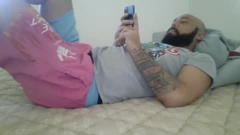 Mr8 online show from 27, 1, 2025