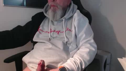 mr_boombastic2021 online show from 2, 4, 2026