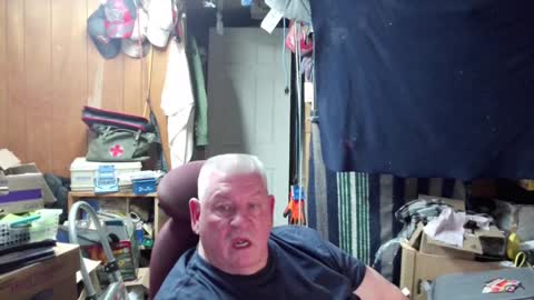 mr_canoe_licker_69 online show from 6, 12, 2024
