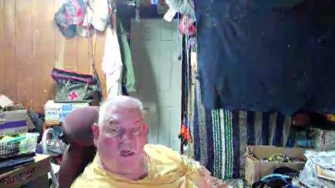 mr_canoe_licker_69 online show from 8, 12, 2024