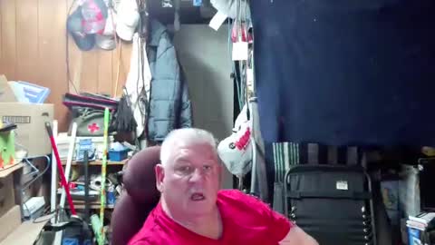 mr_canoe_licker_69 online show from 27, 12, 2024