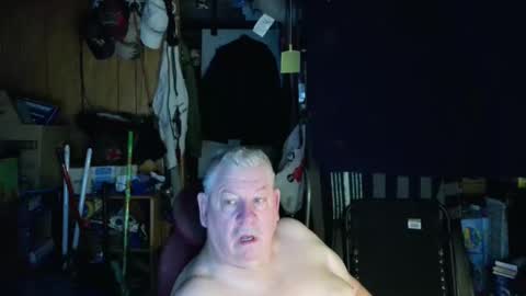 mr_canoe_licker_69 online show from 28, 12, 2024