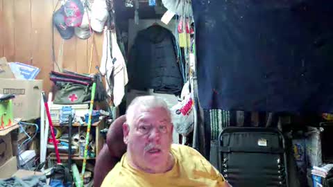 mr_canoe_licker_69 online show from 1, 1, 2025