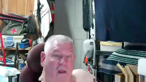 mr_canoe_licker_69 online show from 12, 1, 2025