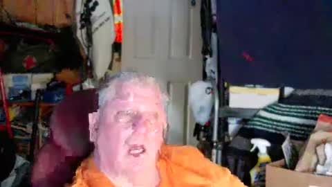 mr_canoe_licker_69 online show from 13, 1, 2025
