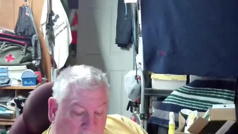 mr_canoe_licker_69 online show from 31, 1, 2025