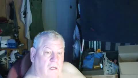 mr_canoe_licker_69 online show from 28, 2, 2025