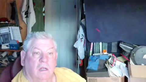 mr_canoe_licker_69 online show from 10, 3, 2025