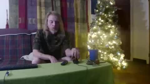 mr_happy12 online show from 26, 12, 2024