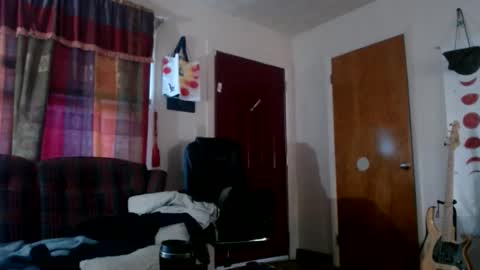 mr_happy12 online show from 31, 10, 2025