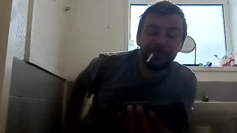 mr_i_ online show from 23, 2, 2025