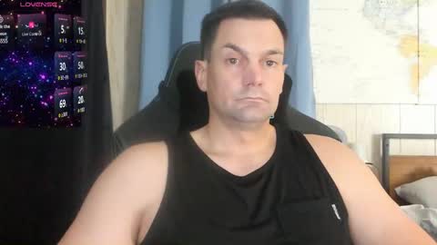 Snapshot of mr_mac69 chatting on 4, 1, 2025 Cam online show from 4, 1, 2025