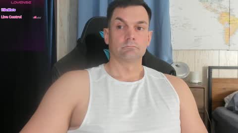 Snapshot of mr_mac69 chatting on 28, 2, 2025 Cam online show from 28, 2, 2025