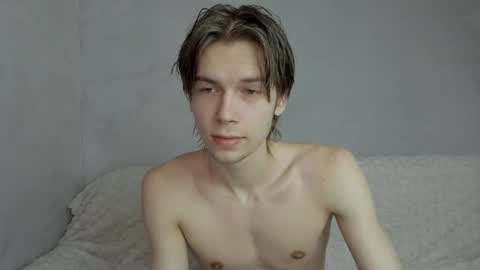 Snapshot of mr_makentoshi chatting on 24, 7, 2026 Makentoshi online show from 24, 7, 2026