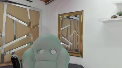 MIKEE online show from 21, 2, 2025