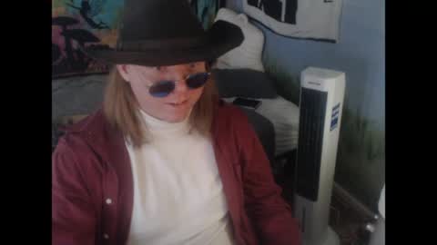 mr_strawberry online show from 27, 4, 2026