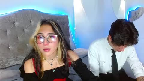 Snapshot of mrandmrsvixencs chatting on 28, 5, 2026 mrandmrvlxencs online show from 28, 5, 2026