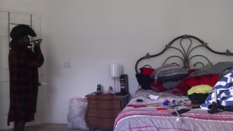 Snapshot of mrbigdthomas chatting on 9, 10, 2025 MrBigDThomas online show from 9, 10, 2025