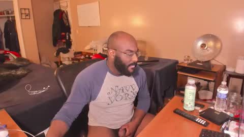 Snapshot of mrchuckdailyxxx chatting on 25, 2, 2026 Chuck Daily online show from 25, 2, 2026