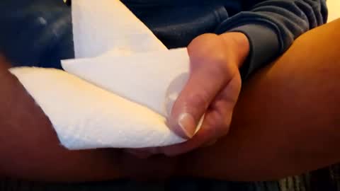 mrcuriousww online show from 4, 3, 2026