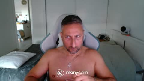 mrdr000 online show from 11, 6, 2026