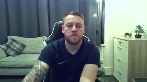 mrengland86566 online show from 10, 3, 2026