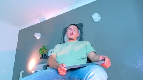 Mr Fox online show from 6, 10, 2025