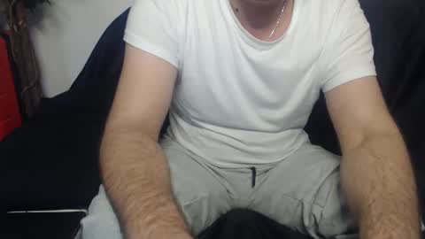 Snapshot of mrhorny_2023 chatting on 23, 1, 2025 Your Mister online show from 23, 1, 2025