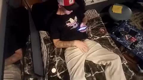 Snapshot of mrj1979 chatting on 22, 11, 2025 mrj1979 online show from 22, 11, 2025