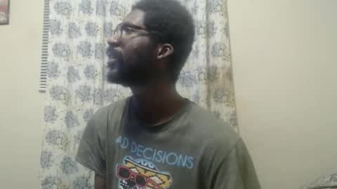 Snapshot of mrlonely1995 chatting on 15, 2, 2025  or Terrance Sometimes Lil Tease online show from 15, 2, 2025