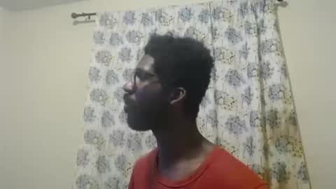 Snapshot of mrlonely1995 chatting on 18, 10, 2025  or Terrance Sometimes Lil Tease online show from 18, 10, 2025