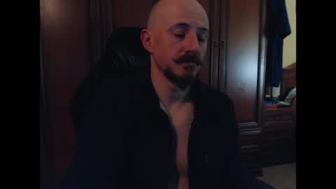 Snapshot of mrman0223 chatting on 15, 4, 2026 Antony online show from 15, 4, 2026