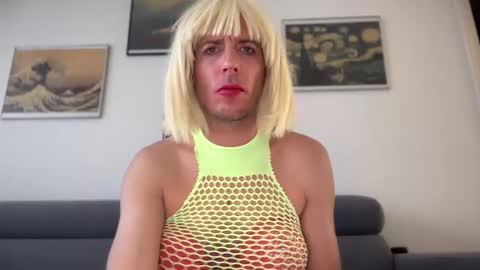 TaleOfLaura online show from 20, 1, 2025