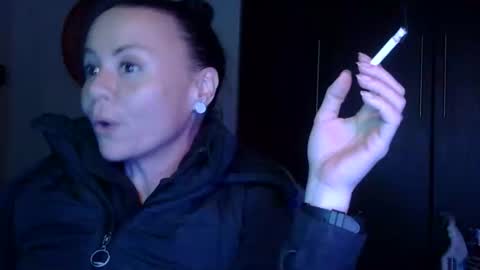 mrs_bunny_swing online show from 21, 4, 2026