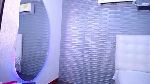 mrs_buttocks online show from 22, 2, 2025
