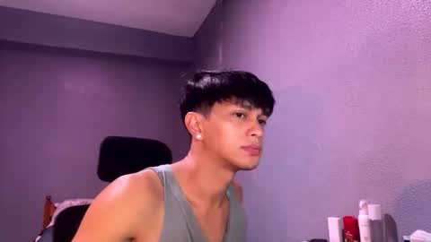 Snapshot of mrshawn95 chatting on 31, 5, 2026 shawn online show from 31, 5, 2026