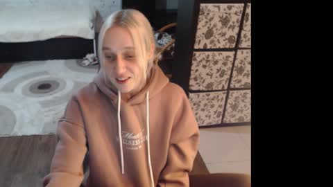 Snapshot of mrsluck chatting on 11, 2, 2026 Sasha online show from 11, 2, 2026