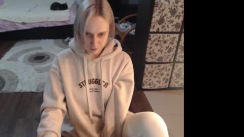 Snapshot of mrsluck chatting on 15, 2, 2026 Sasha online show from 15, 2, 2026