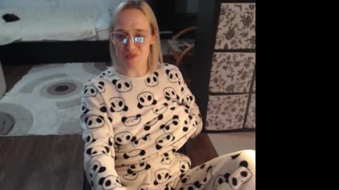 Sasha online show from 10, 3, 2026